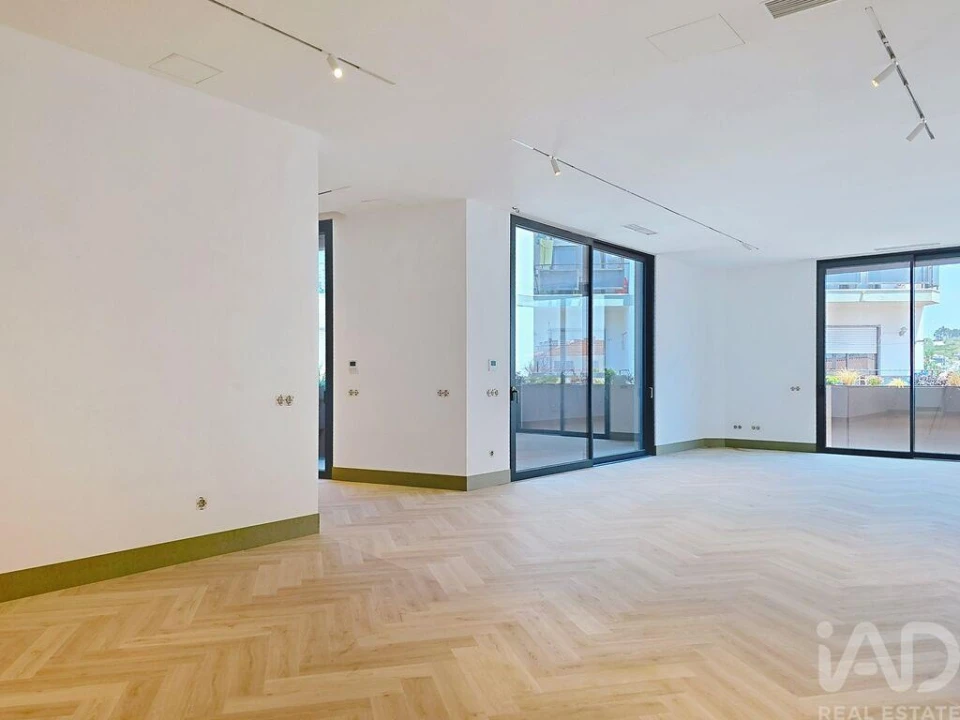 Apartamento T3 para Venda em Lourinhã e Atalaia Foto 22