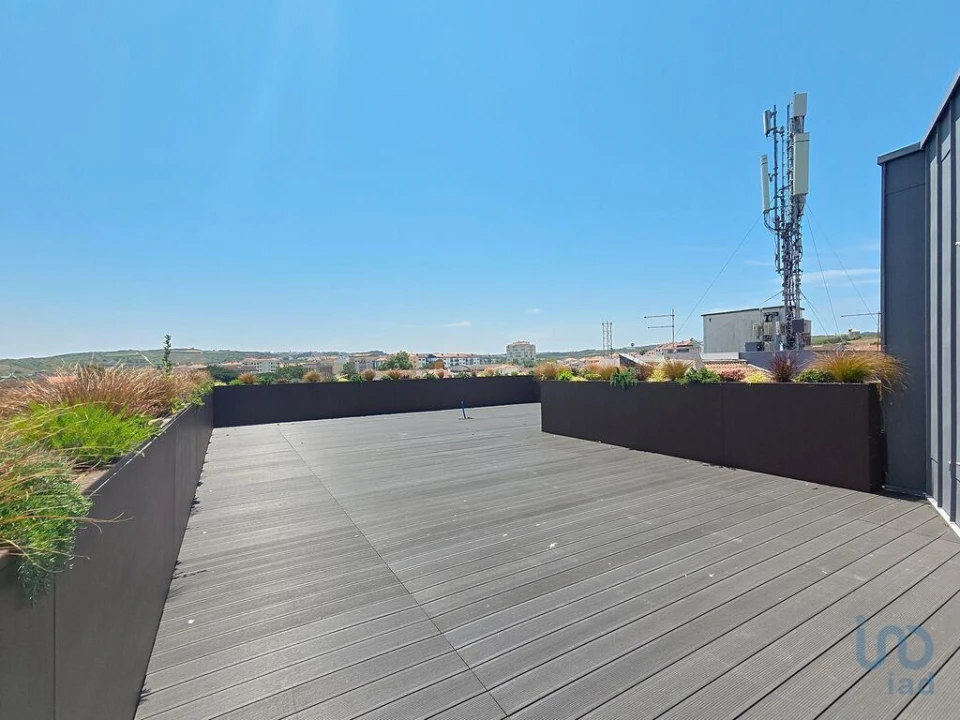 Apartamento T3 para Venda em Lourinhã e Atalaia Foto 1