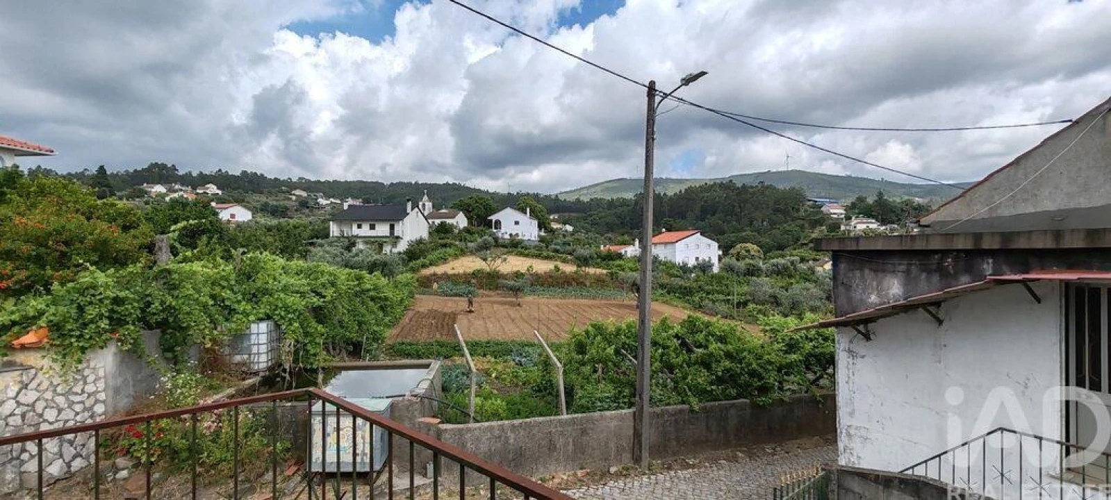 Moradia T2 para Venda em Troviscal Foto 29