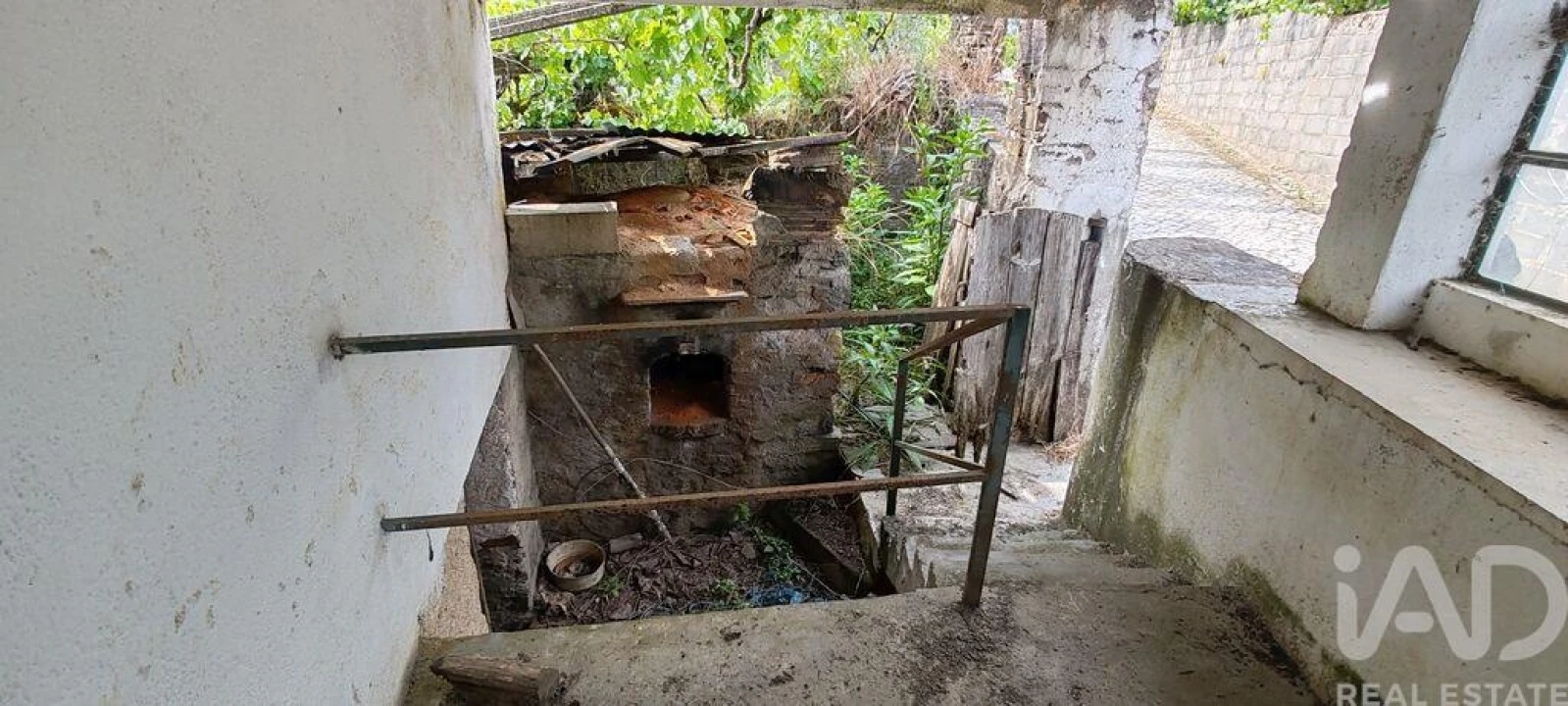 Moradia T2 para Venda em Troviscal Foto 21