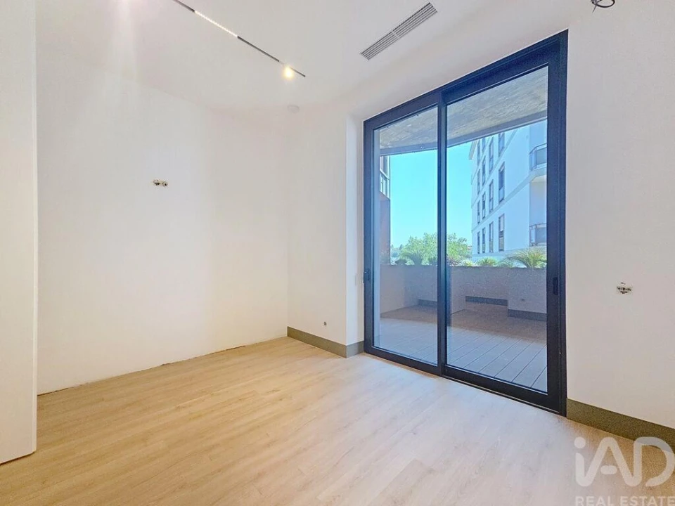 Apartamento T2 para Venda em Lourinhã e Atalaia Foto 17