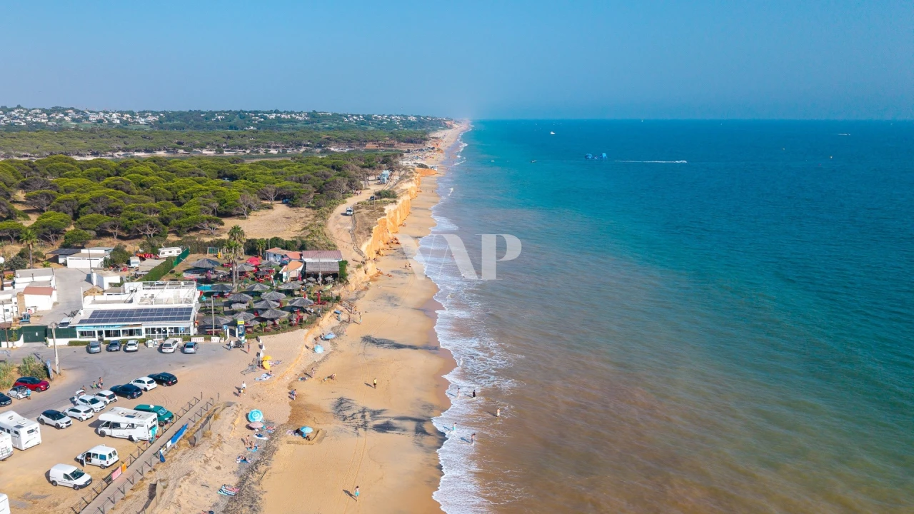 Apartamento T2 para Venda em Quarteira Foto 35
