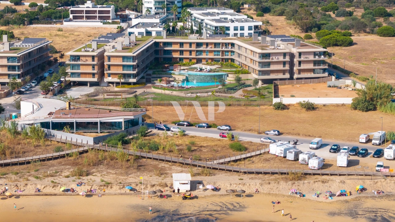 Apartamento T2 para Venda em Quarteira Foto 34