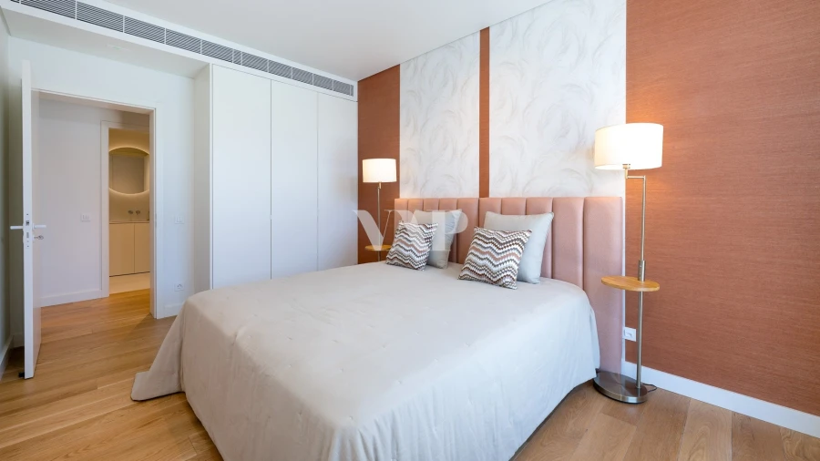 Apartamento T2 para Venda em Quarteira Foto 23