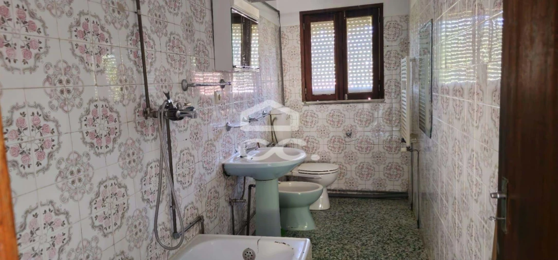 Moradia T7 para Venda em Bucos Foto 20