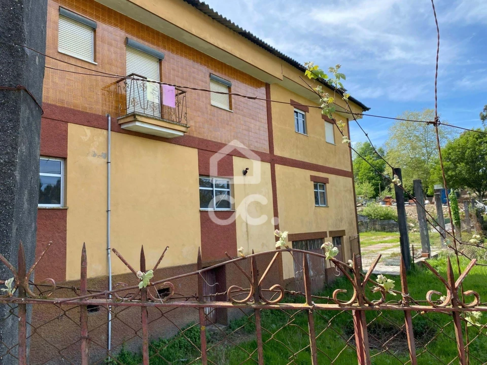 Moradia T7 para Venda em Bucos Foto 5