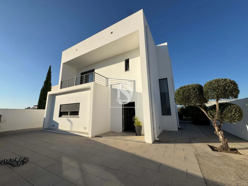 Moradia T4 para Venda em Ponte de Sor, Tramaga e Vale de Açor Foto 1