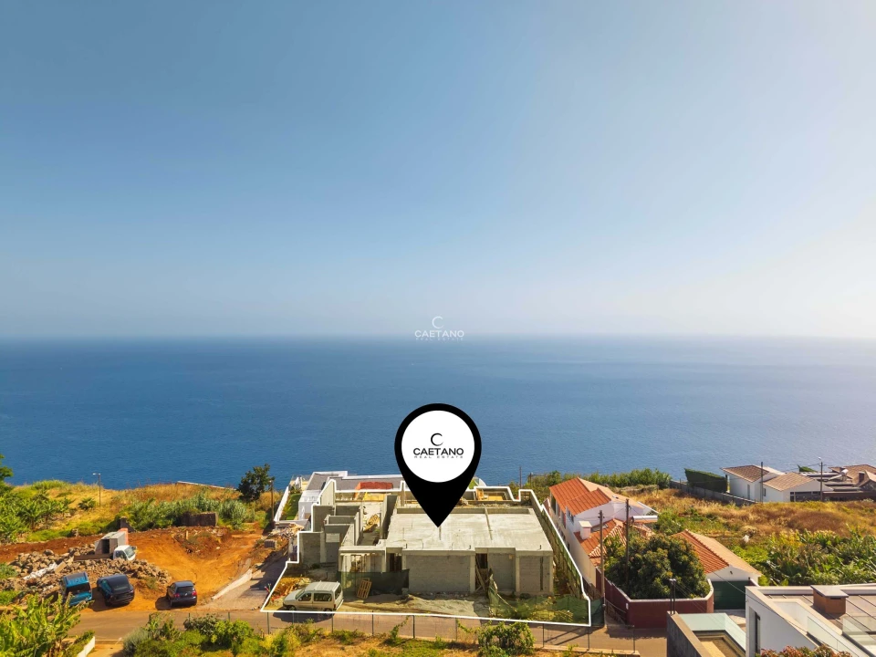 Moradia T3 para Venda em Estreito da Calheta Foto 1