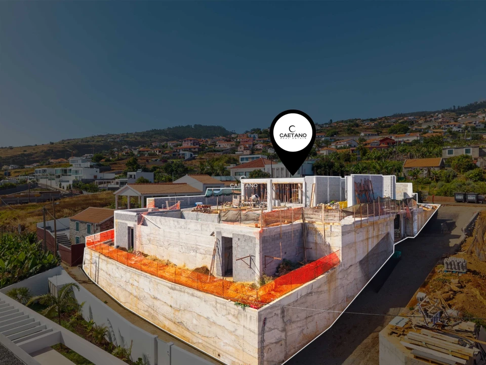 Moradia T3 para Venda em Estreito da Calheta Foto 4