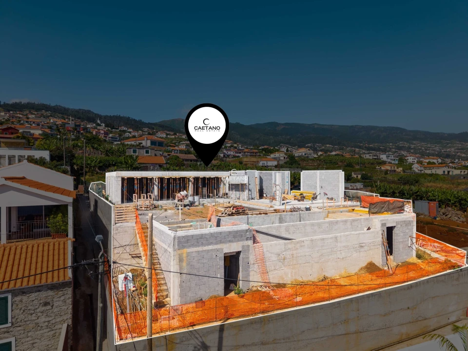 Moradia T3 para Venda em Estreito da Calheta Foto 21