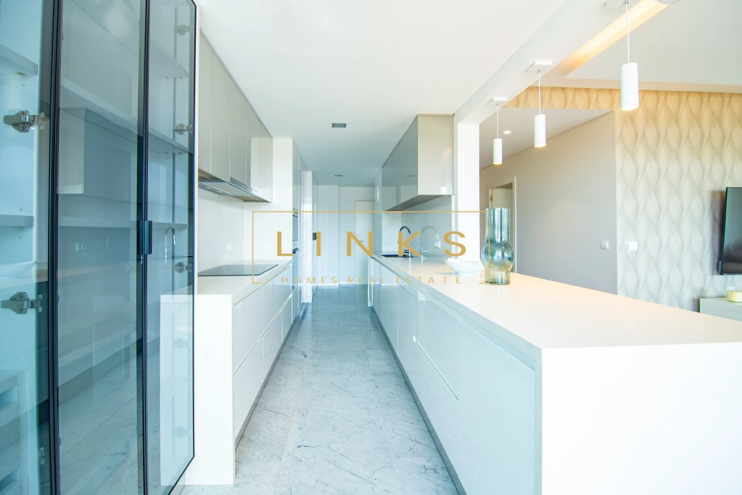 Apartamento T4 para Venda em Funchal (Se) Foto 11