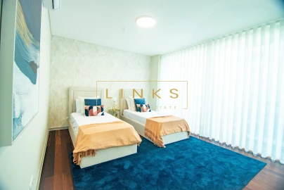 Apartamento T4 para Venda em Funchal (Se)