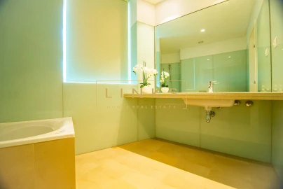 Apartamento T4 para Venda em Funchal (Se)