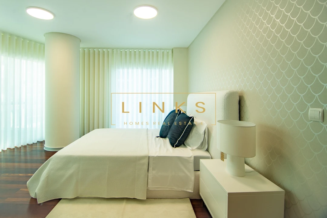 Apartamento T4 para Venda em Funchal (Se) Foto 17