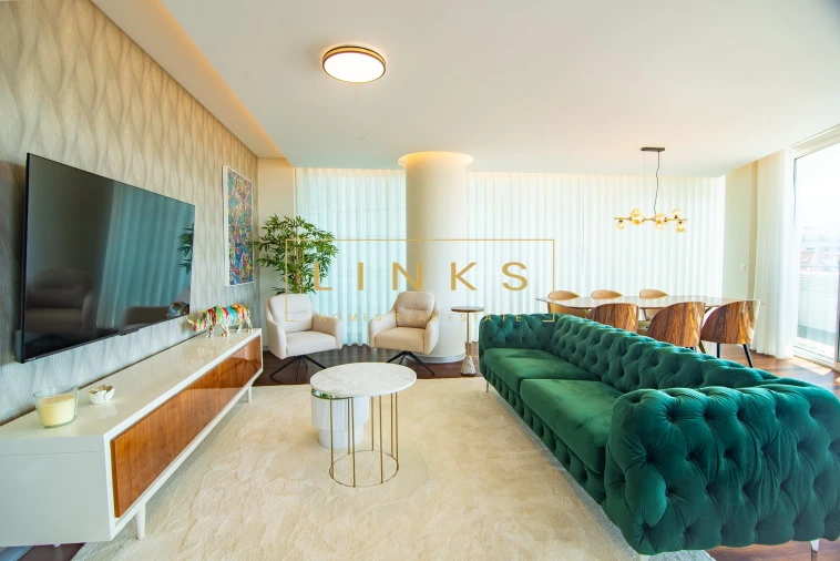 Apartamento T4 para Venda em Funchal (Se)