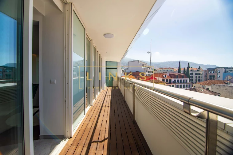 Apartamento T4 para Venda em Funchal (Se) Foto 35