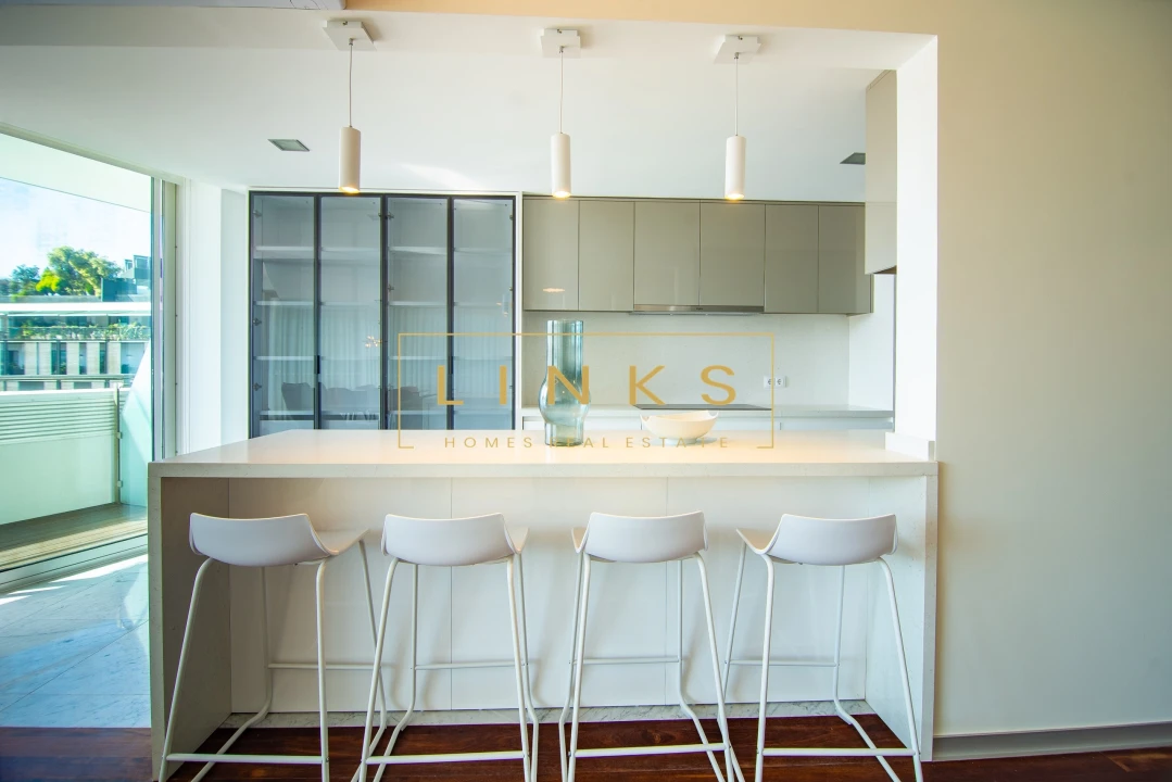 Apartamento T4 para Venda em Funchal (Se) Foto 12