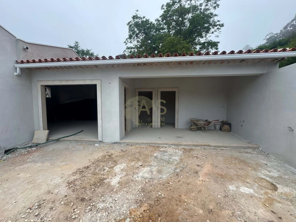 Moradia T3 para Venda em Eiras e São Paulo de Frades Foto 16