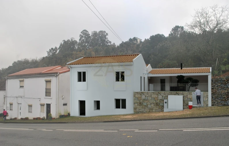 Moradia T3 para Venda em Eiras e São Paulo de Frades Foto 3