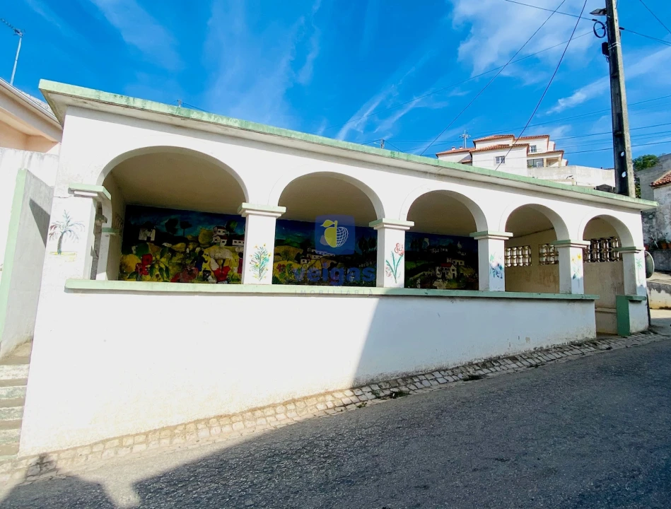 Moradia T3 para Venda em São Bartolomeu dos Galegos e Moledo Foto 36