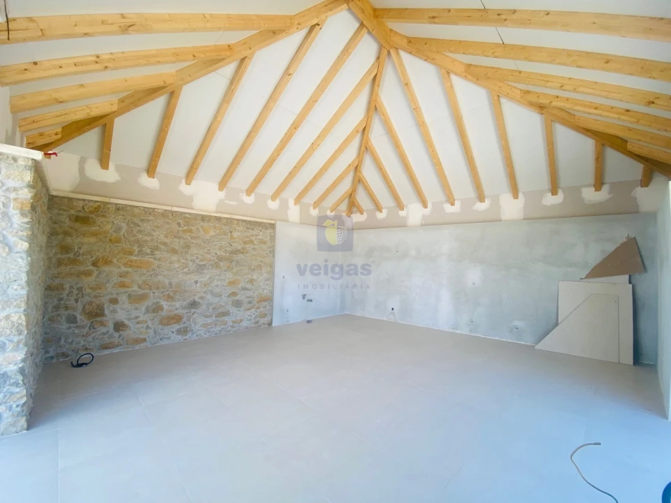 Moradia T3 para Venda em São Bartolomeu dos Galegos e Moledo Foto 12