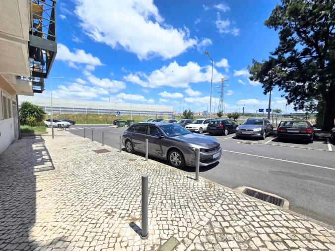 Garagem para Venda em Agualva e Mira-Sintra Foto 2
