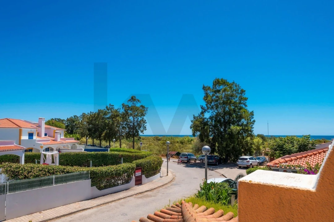 Moradia T3 para Venda em Altura Foto 52