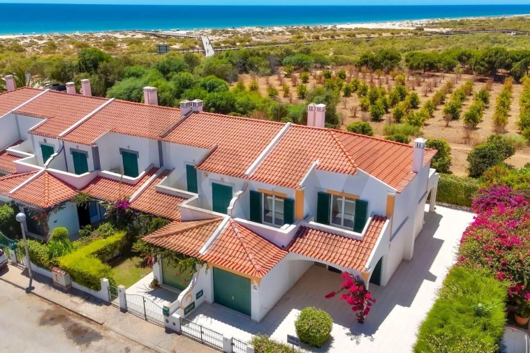 Moradia T3 para Venda em Altura Foto 13