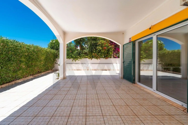 Moradia T3 para Venda em Altura Foto 29