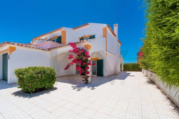 Moradia T3 para Venda em Altura Foto 33