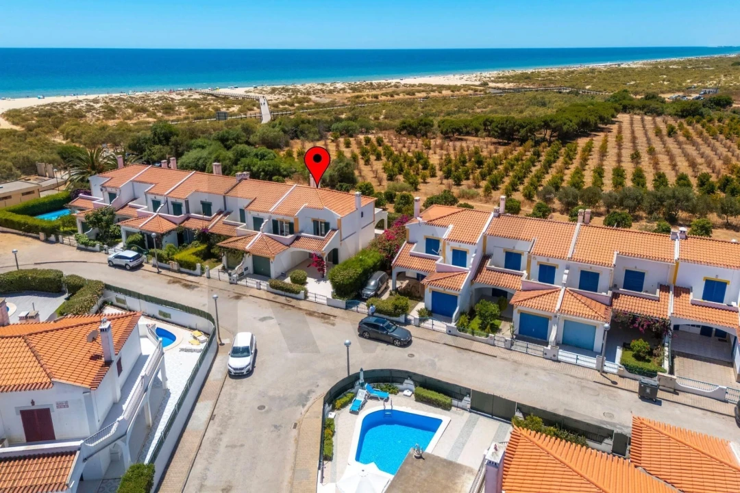 Moradia T3 para Venda em Altura Foto 12