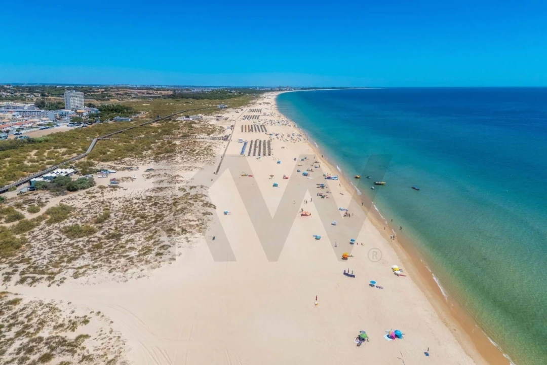 Moradia T3 para Venda em Altura Foto 9