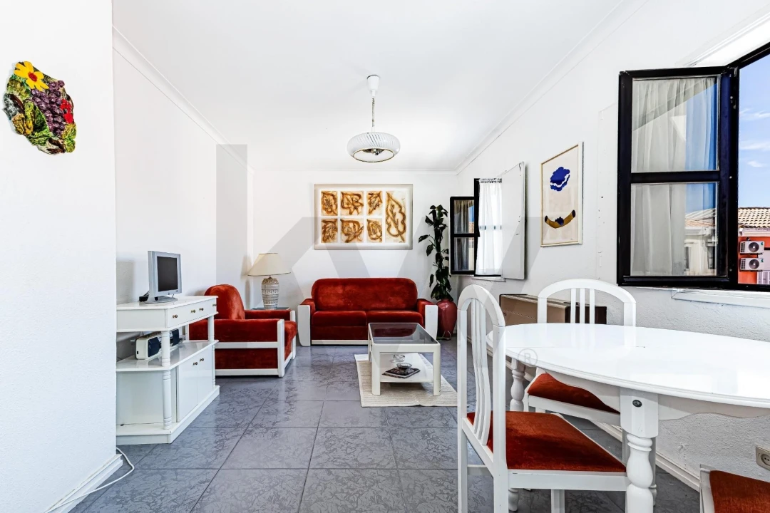 Apartamento T1 para Venda em Loule (São Clemente) Foto 1