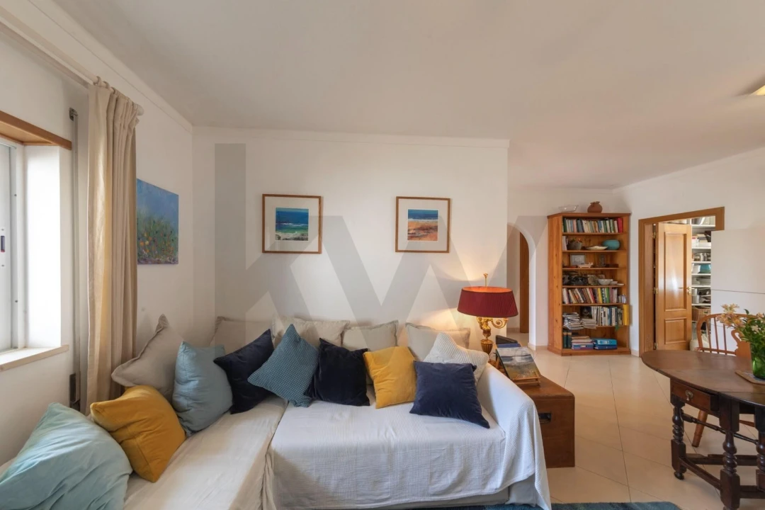 Apartamento T2 para Venda em Portimão Foto 8