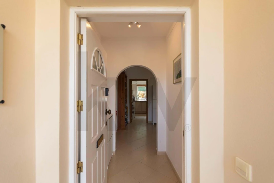 Apartamento T2 para Venda em Portimão Foto 4