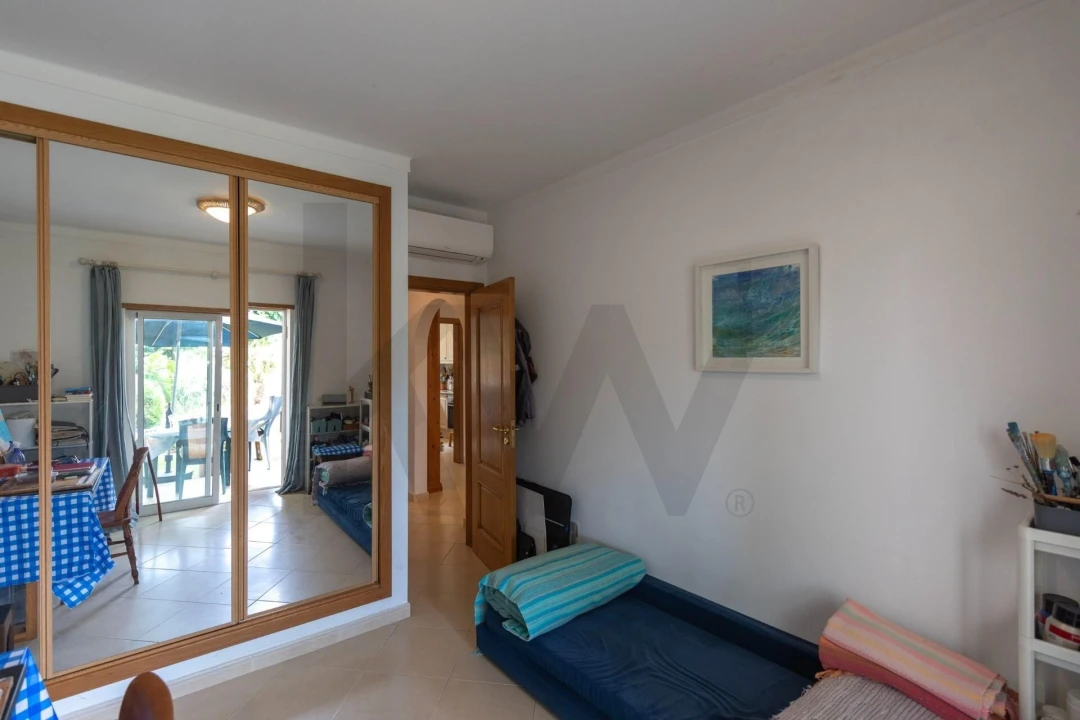 Apartamento T2 para Venda em Portimão Foto 17