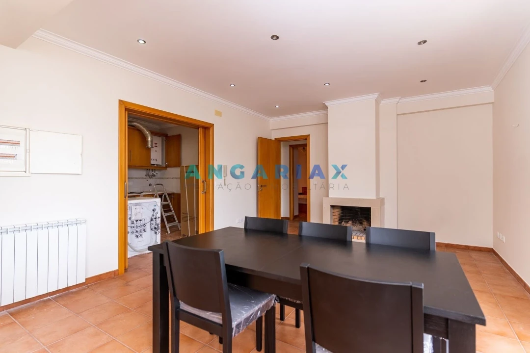 Moradia T5 para Venda em Valado dos Frades Foto 8