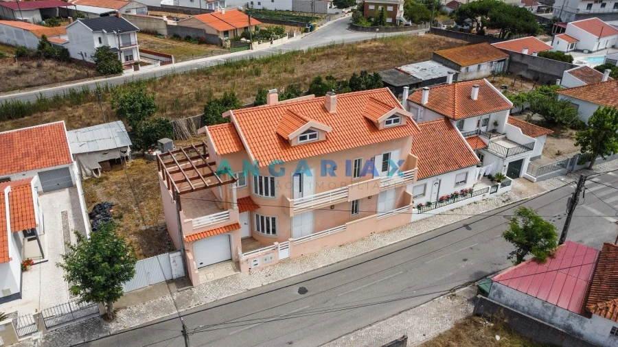 Moradia T5 para Venda em Valado dos Frades Foto 29