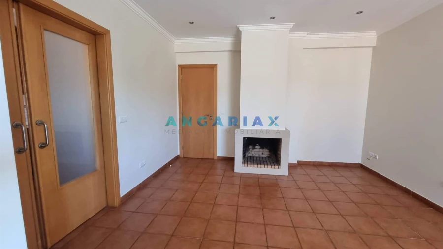 Moradia T5 para Venda em Valado dos Frades Foto 7