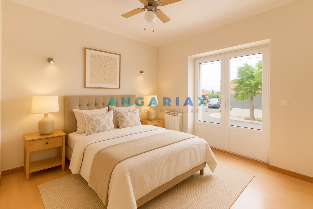 Moradia T5 para Venda em Valado dos Frades Foto 3