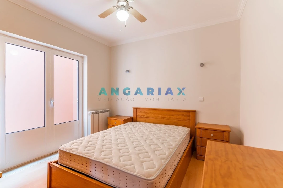 Moradia T5 para Venda em Valado dos Frades Foto 14