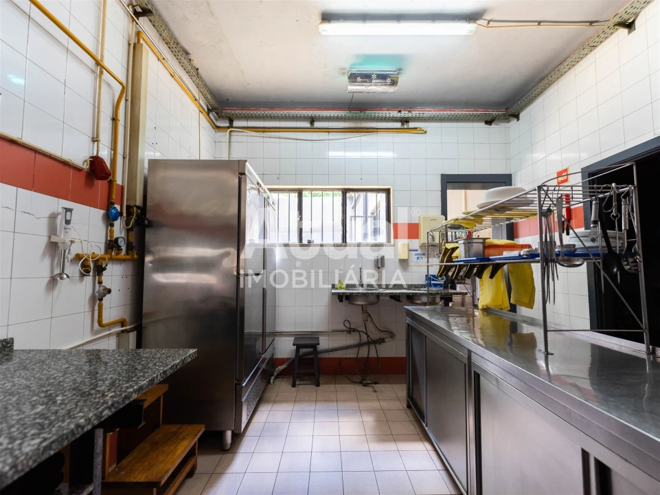 Prédio para Venda em Infias Foto 10