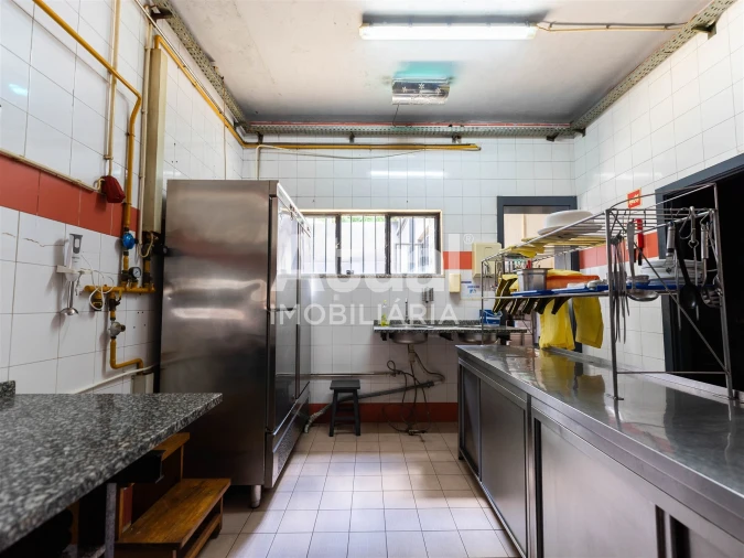 Prédio para Venda em Infias Foto 10