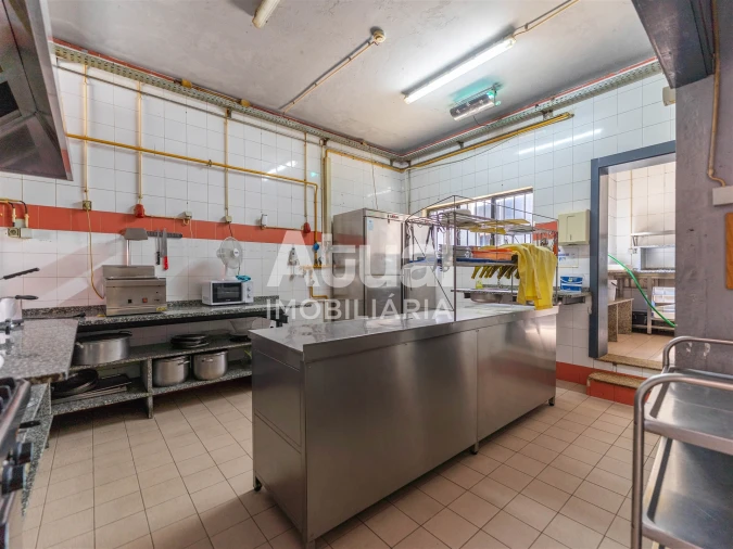 Prédio para Venda em Infias Foto 9