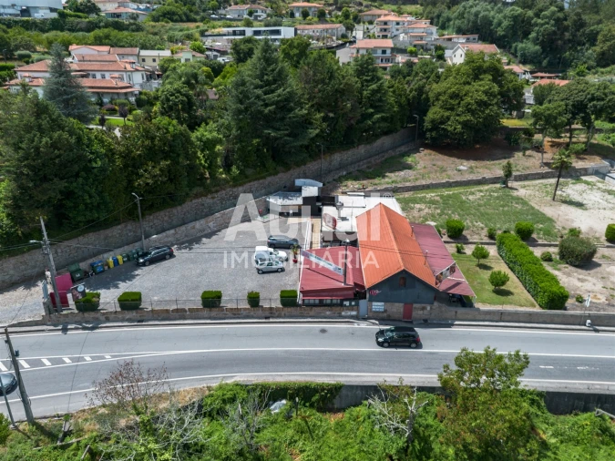 Negócio para Trespasse em Infias Foto 7