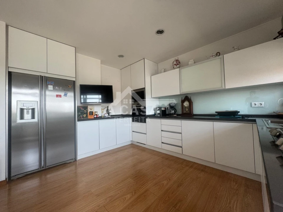 Apartamento T4 para Venda em Ovar, São João, Arada e São Vicente de Pereira Jusã Foto 2