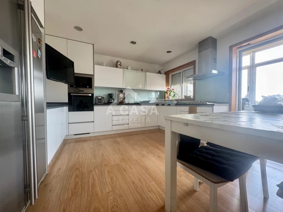 Apartamento T4 para Venda em Ovar, São João, Arada e São Vicente de Pereira Jusã Foto 1