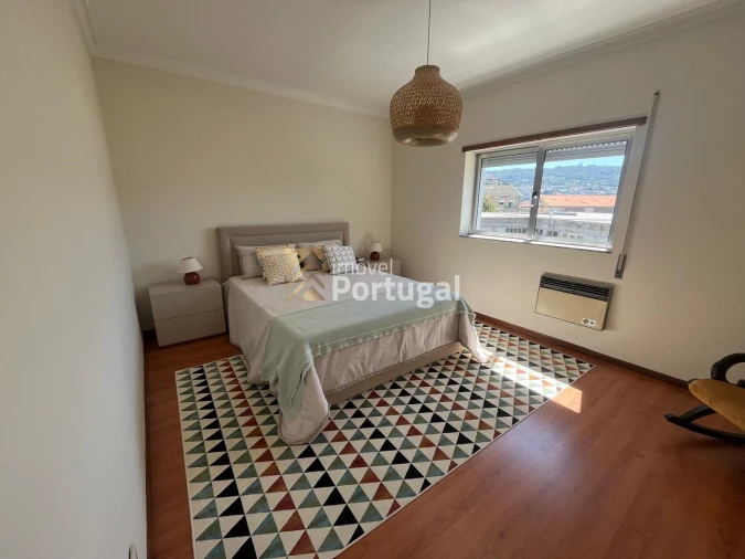 Apartamento T3 para Arrendamento em São Vitor (Braga) Foto 18