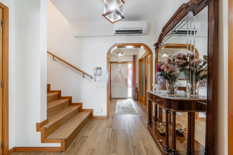 Moradia T4 para Venda em Tagilde e Vizela (São Paio) Foto 14