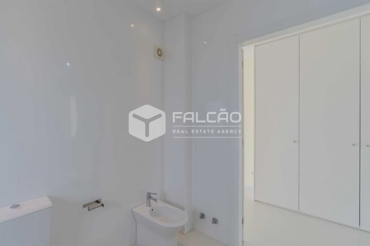 Apartamento T1 para Venda em Vau Foto 6